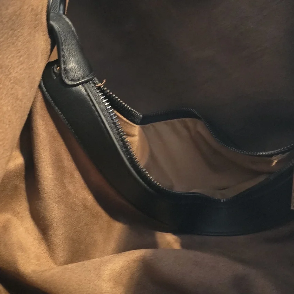 Sondra Roberts Black Leather Tote Bag